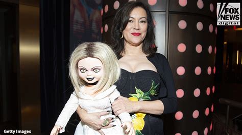 jennifer tilly sex|‘Chucky’ star Jennifer Tilly explains why she enjoys filming sex。